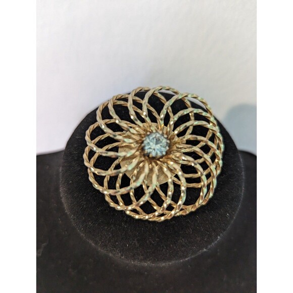 Whirligig Flower Rhinestone Center Brooch - Picture 6 of 9